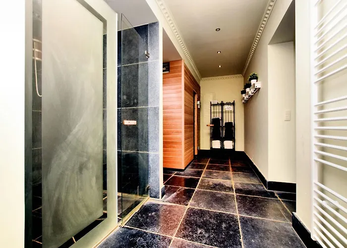 Stylish With Sauna *